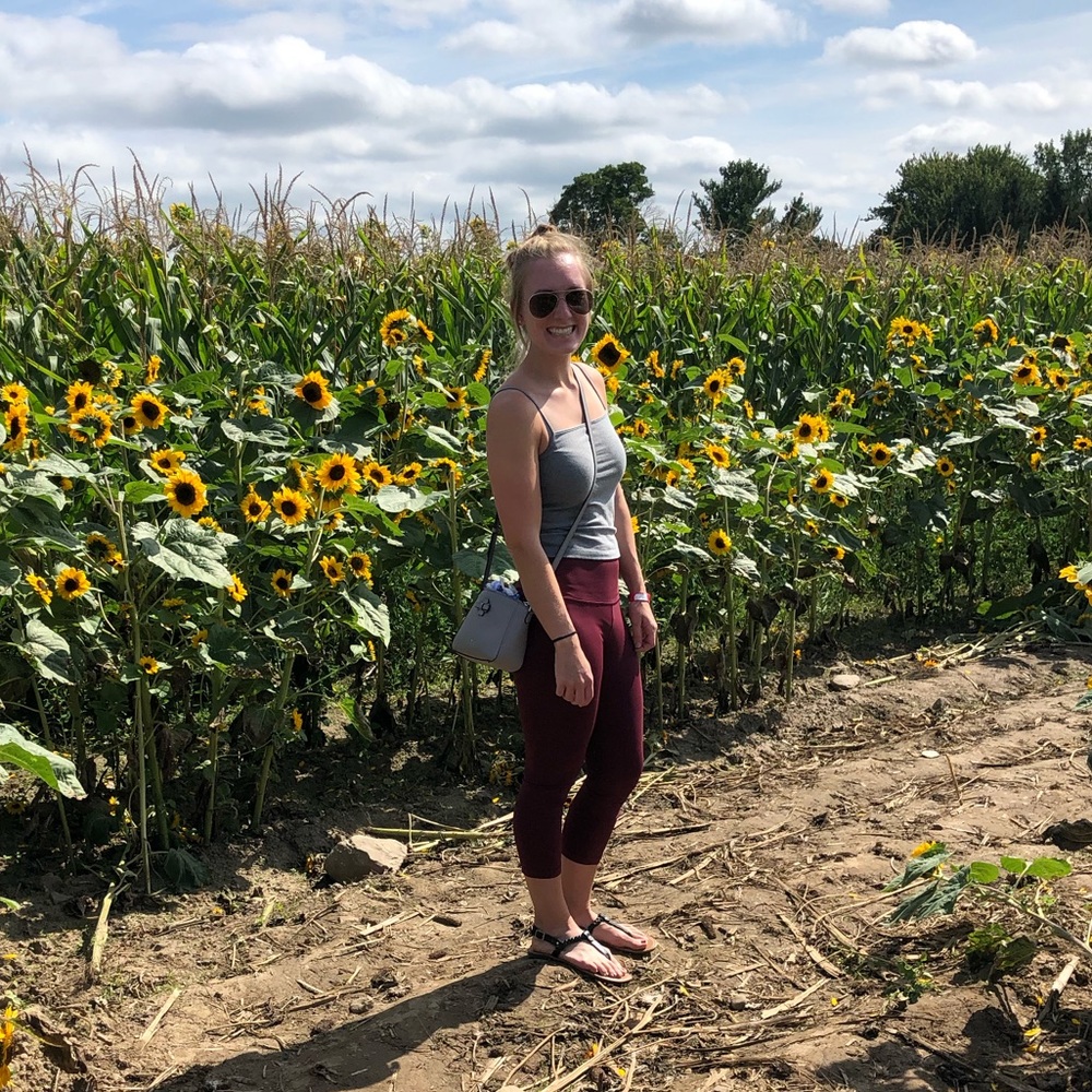 Meet your Posher, Kelly